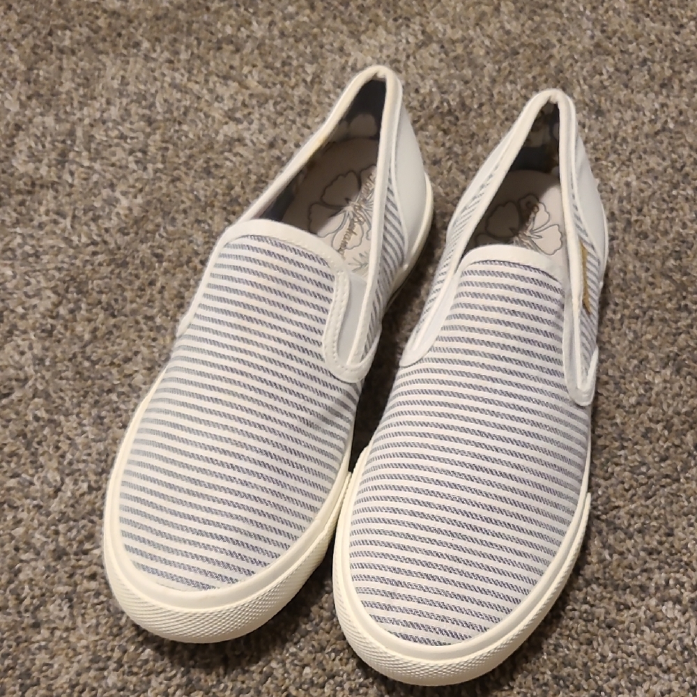 Tommy Bahama Gray and White Casual Sneakers